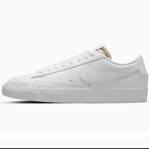-PRE LOVED- NIKE BLAZER LOW '77 IN TRIPLE WHITE SZ 8.5